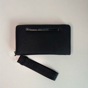Steve Madden Zip Around Wallet Black Wristlet Clutch New RFID Card Holder